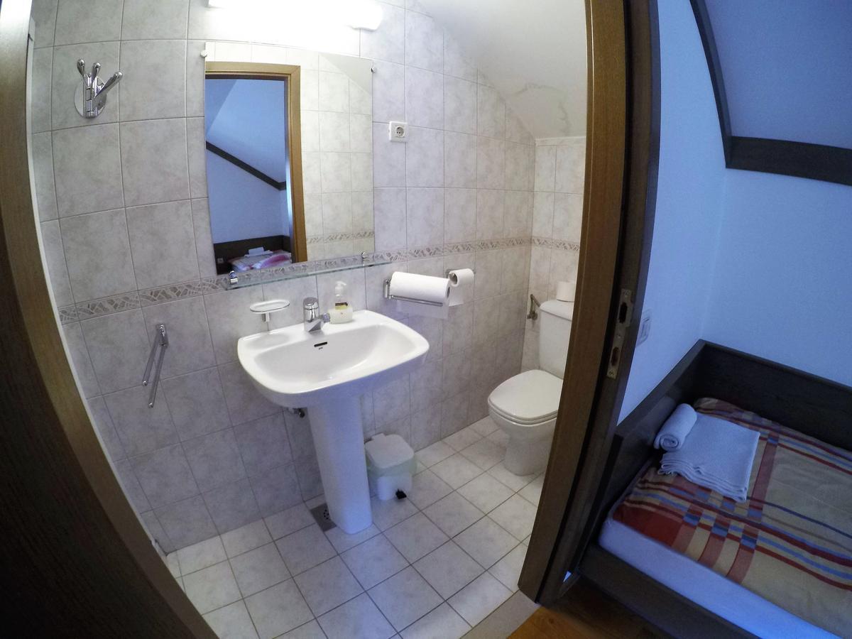 לינה וארוחת בוקר Tržič Karami Mountainhouse מראה חיצוני תמונה